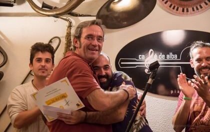 El músico nervense José Carlos Escobar gana el Concurso Internacional de Cantautores de Murcia