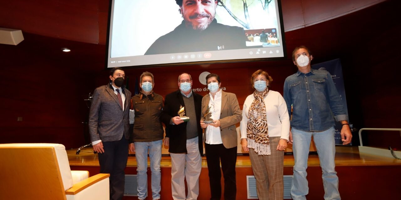 Emilio Morenatti y Muguruza reciben el Ángel Serradilla que ensalza el fotoperiodismo