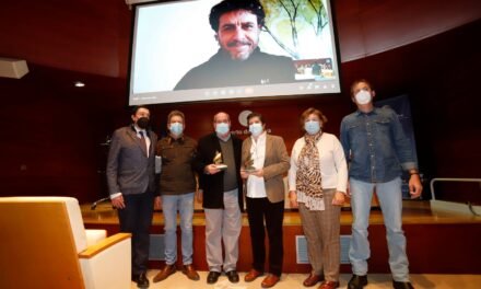 Emilio Morenatti y Muguruza reciben el Ángel Serradilla que ensalza el fotoperiodismo