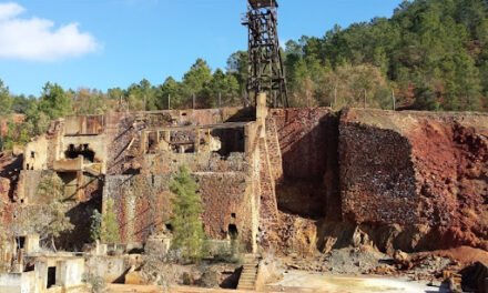 Trigueros programa una excursión de senderismo a Nerva para sus vecinos