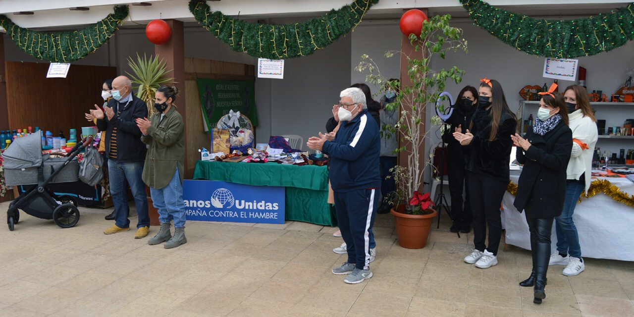 El Ayuntamiento de San Juan acoge un mercadillo navideño