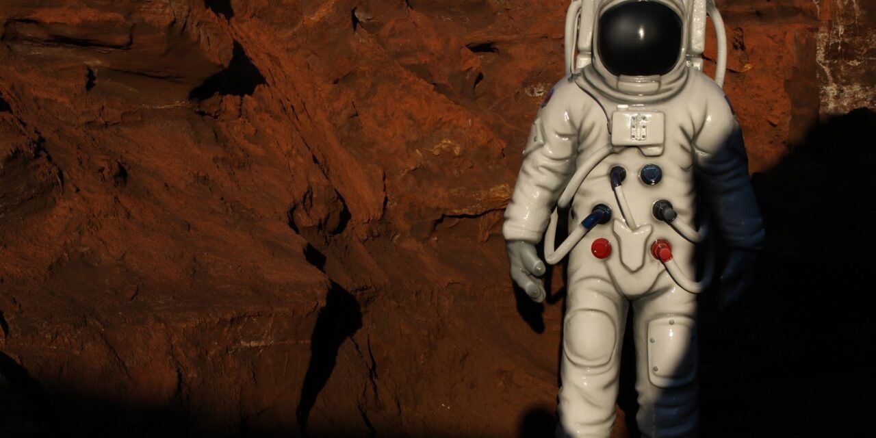 El primer astronauta que ‘pisa Marte’ se llama Roque