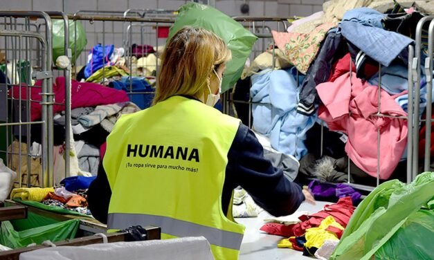 Recuperan casi 12 toneladas de ropa usada en contenedores de San Juan del Puerto