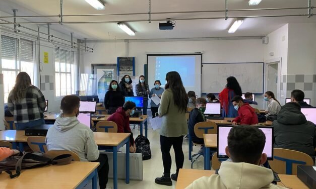CSIF orienta al profesorado sobre la ventilación de las aulas en la sexta ola del covid
