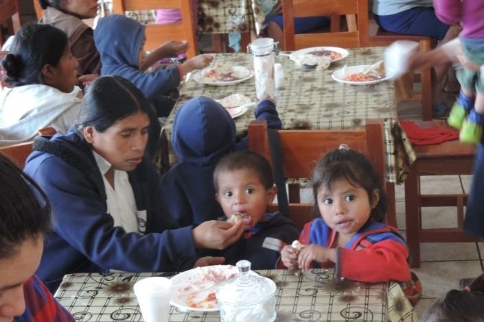 ‘Paz y Bien’ salva a 100 niños de la desnutrición en Guatemala