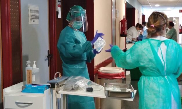 La tasa covid baja del umbral de 500 en Huelva