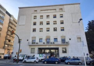 Tribunales