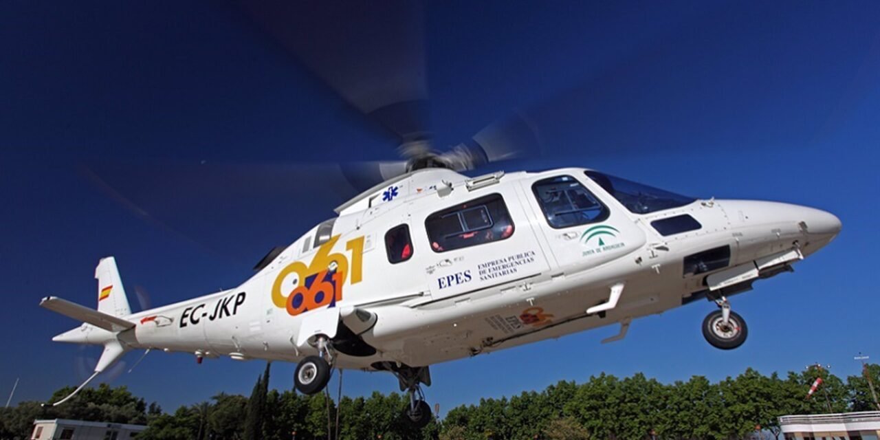 Trasladan a un hombre al hospital en helicóptero tras sufrir una caída de su caballo en Doñana
