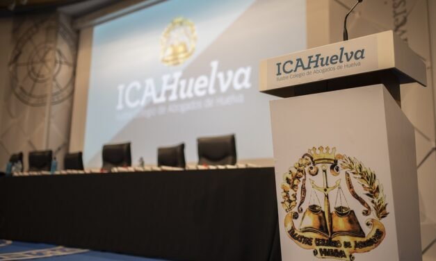 El Colegio de Abogados ayudará a los refugiados ucranianos que lleguen a Huelva