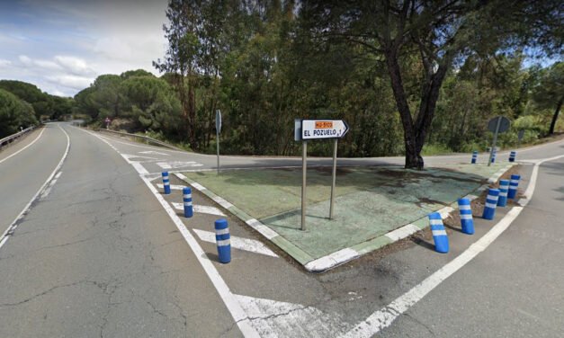 Una mujer hospitalizada tras volcar su vehículo cerca del cruce de El Pozuelo