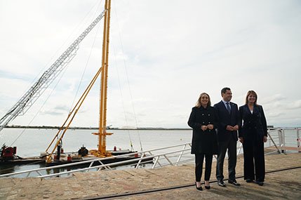 El Muelle de Levante inicia su transformación con la construcción de la Marina Deportiva del Odiel