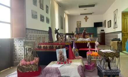 ‘Mini exposición’ de pasos de Semana Santa de los alumnos del CEIP Virgen del Rosario