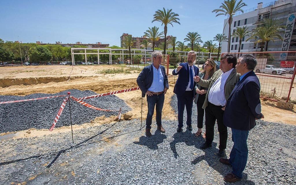 La urbanización del suelo comercial de San Antonio despega tras dos décadas de espera