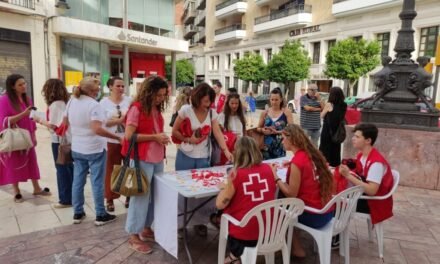 Cruz Roja Huelva sale a la calle para detener el aumento de la vulnerabilidad a través de la participación en el Sorteo de Oro