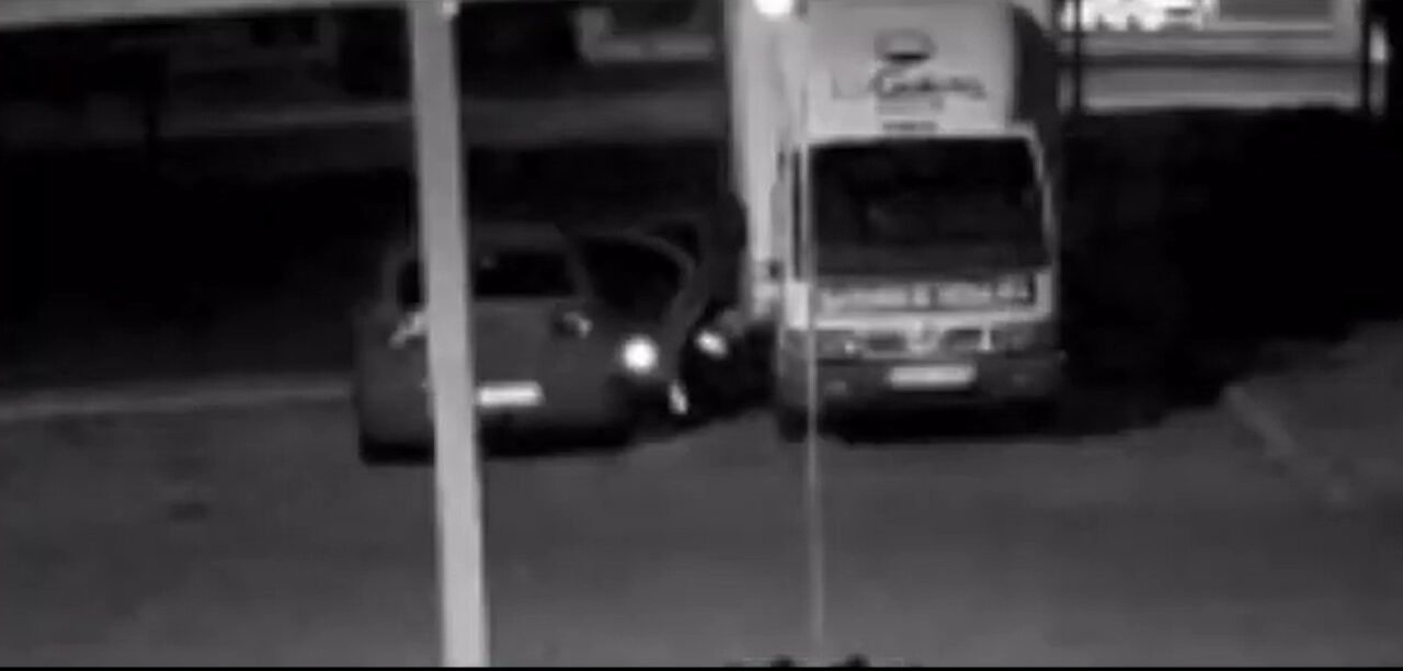 Dos detenidos por robar 1.000 litros de gasoil perforando los depósitos de camiones en Huelva