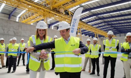El Puerto inaugura una nueva terminal mecanizada de Bergé para potenciar su actividad de graneles