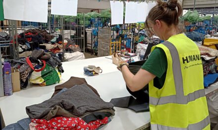 Recogen más de seis toneladas de ropa usada en San Juan del Puerto