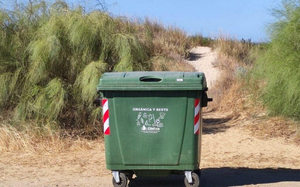 Giahsa activa el refuerzo veraniego de sus servicios de recogida de residuos en el litoral