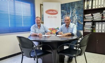 Caja Rural del Sur y Cobella firman un “importante” acuerdo de cara a la próxima campaña agrícola