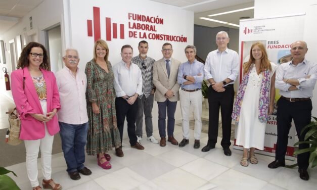 Puerto y Fundación Laboral de la Construcción trabajarán conjuntamente para mejorar formación y empleo