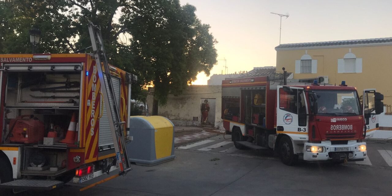 Sofocan un incendio en una vivienda de Almonte