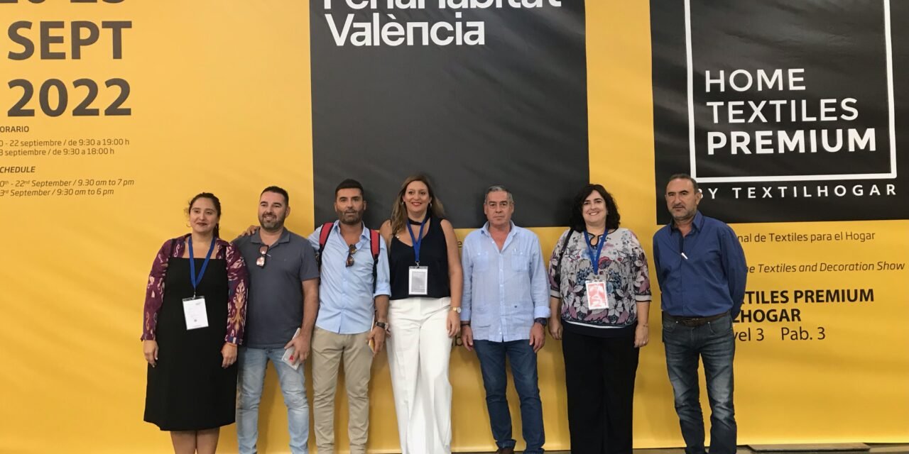 Cuatro empresas valverdeñas del mueble participan en la feria Hábitat de Valencia