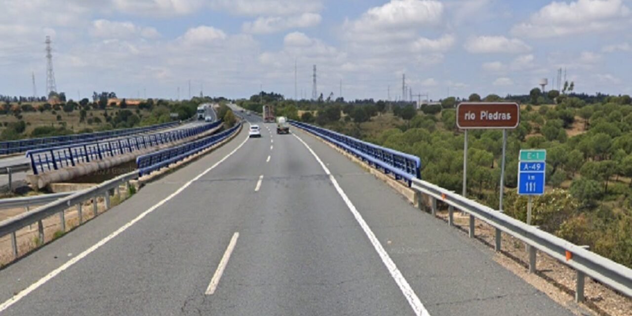 Fallecen dos personas tras caer por un puente en un accidente en Cartaya