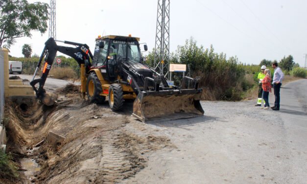 Comienzan las obras de reparación del camino de Vallecamba en Cartaya