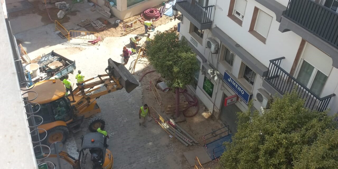 Hallan restos de una civilización antigua en las obras tras el Ayuntamiento de Huelva