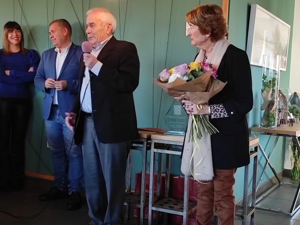 Apical homenajea a dos industriales del calzado de Valverde por su trayectoria