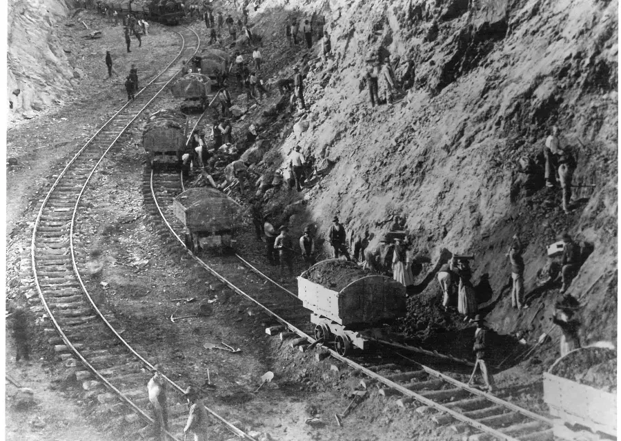 Un trabajo sobre el poblado minero de La Zarza se lleva el premio Díaz Hierro de investigación