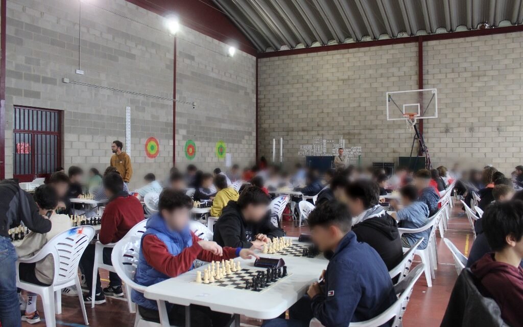 Más de 120 estudiantes participan en el IV Torneo de Ajedrez Intercentros en Cartaya