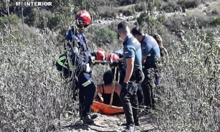 Rescatan a una senderista tras caer por una ladera en Valverde