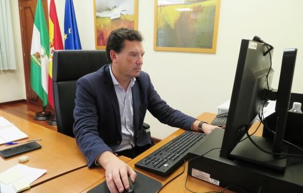 Casi 2.500 onubenses solicitan incentivos para su contratación como autónomos
