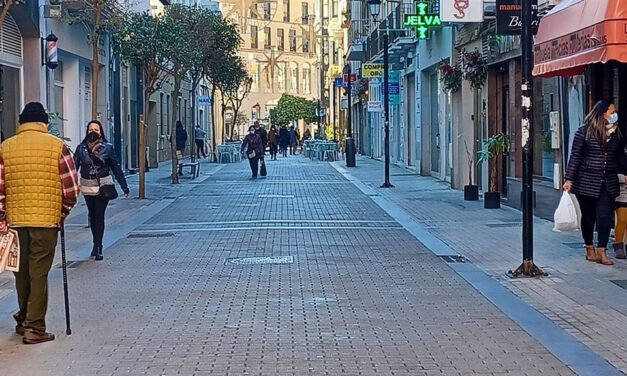 La provincia de Huelva gana casi 3.000 habitantes y la capital pierde casi 700