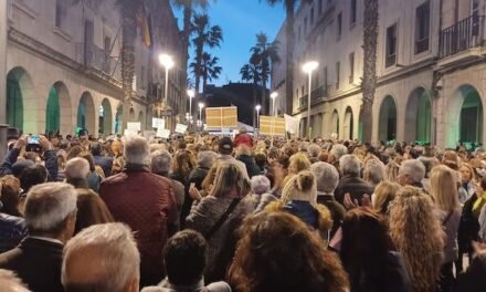 <strong>Huelva defiende en la calle su sanidad pública</strong>