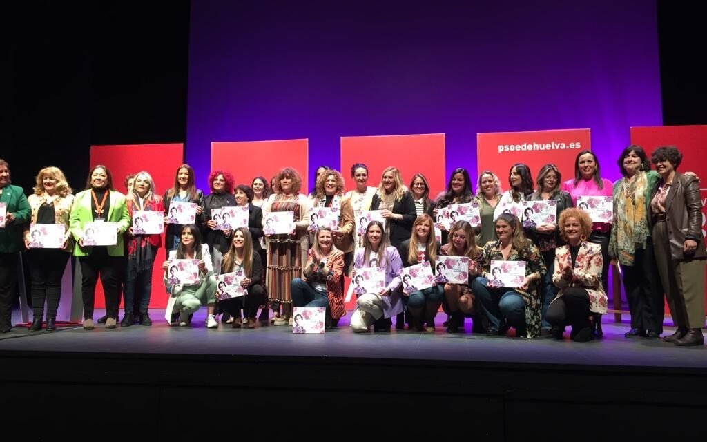 Las alcaldesas de Riotinto, Campofrío y Berrocal reciben el premio ‘Zenobia’ por visibilizar la figura de la mujer