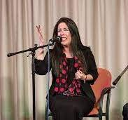 <strong>Verónica Moyano ofrece un concierto ‘Por Ellas’ en Zalamea</strong>