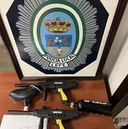 <strong>Identifican a cuatro jóvenes por causar daños con pistolas de paintball en Lepe</strong>