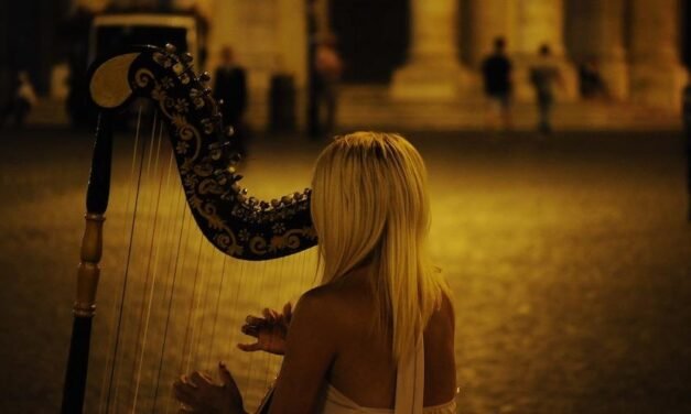 <strong>Berrocal recupera el papel de la mujer en la música</strong>
