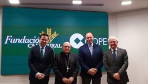 Obispo Semana santa