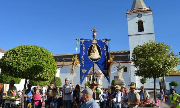 <strong>San Juan, primera parada de la peregrinación al Rocío de la Prisión de Huelva</strong>