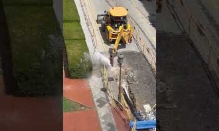 <strong>Las obras de la Calle Méndez Nuñez perforan una tubería de agua</strong>