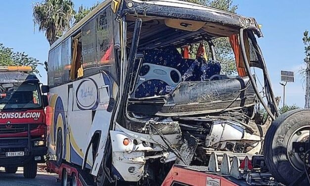 <strong>Denuncian el aislamiento al que han sometido a las temporeras heridas en el accidente de autobús</strong>