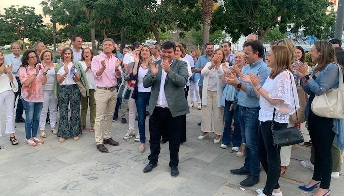 <strong>Gabriel Cruz pide el voto para «seguir gobernando y poniendo a Huelva por delante»</strong>