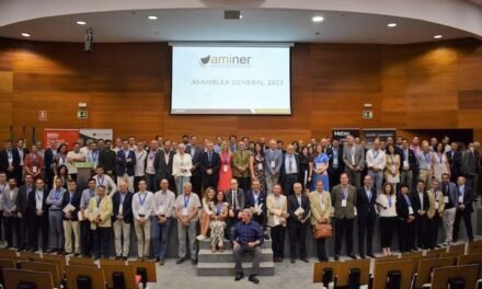 <strong>La patronal minera arropa al sector en su asamblea general</strong>