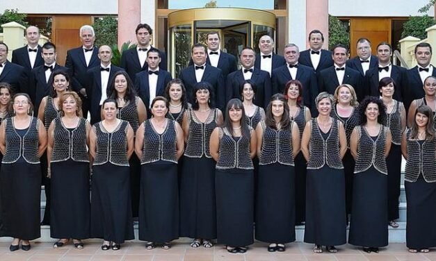 <strong>La Coral Polifónica Isla Cristina canta en Cajasol</strong>