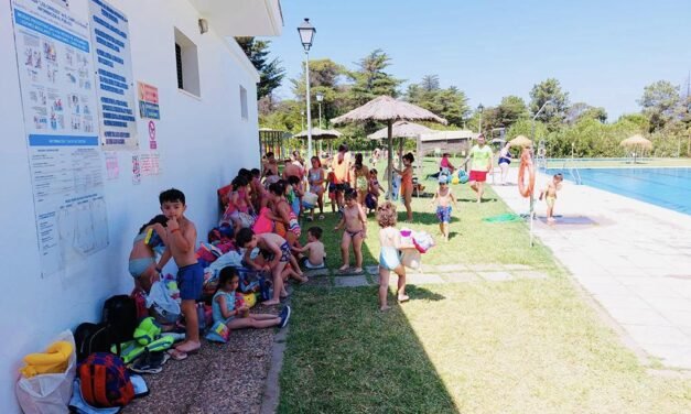 La Cuenca calienta motores: Riotinto y Zalamea lanzan sus ofertas para la piscina y El Campillo busca monitores de ocio