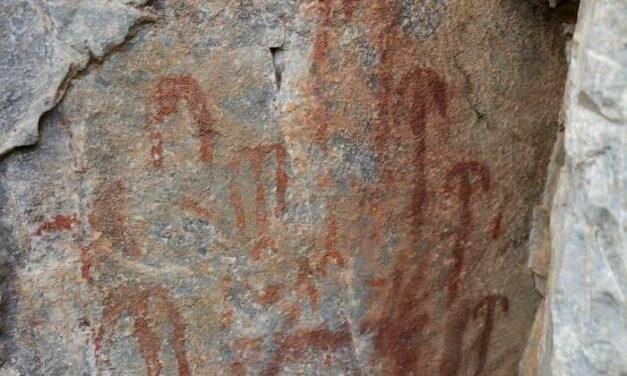 <strong>El fotografo nervense Juan Manuel Nogales mantendrá su exposición ‘Escrito en Piedra’ hasta el 19 de agosto</strong>