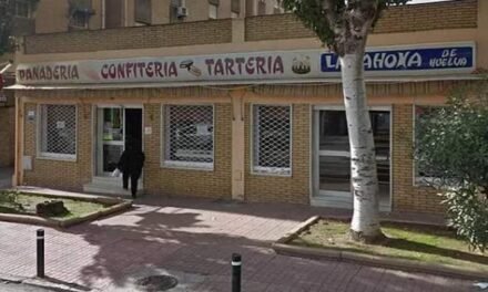 <strong>Cierra La Tahona en Huelva tras 42 años de servicios</strong>